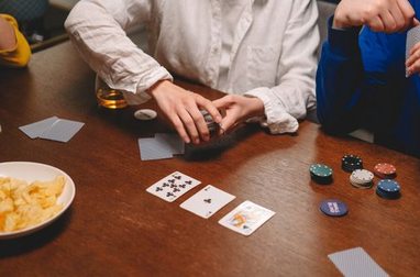 game trực tuyến May88 Poker